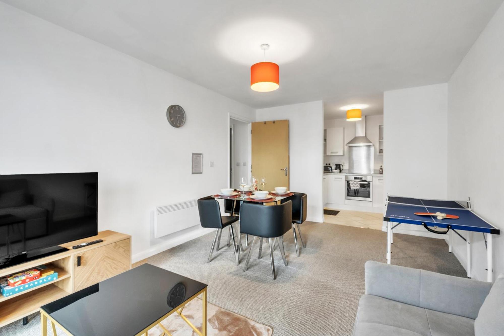 Central Suite Near Mailbox, King Bed, Ping Pong, Netflix, Sleeps 4 Birmingham Bagian luar foto